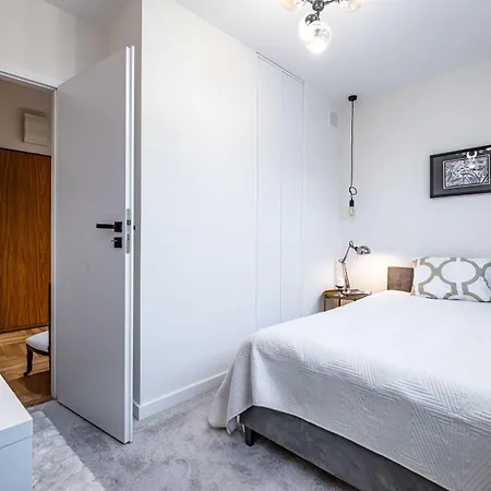 Apartment Luksusowy Blisko Centrum, Parking W Garazu Podziemnym *