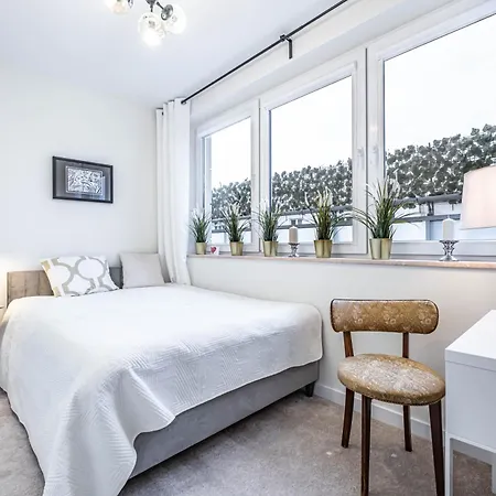 Luksusowy Blisko Centrum, Parking W Garazu Podziemnym Apartmán Varšava